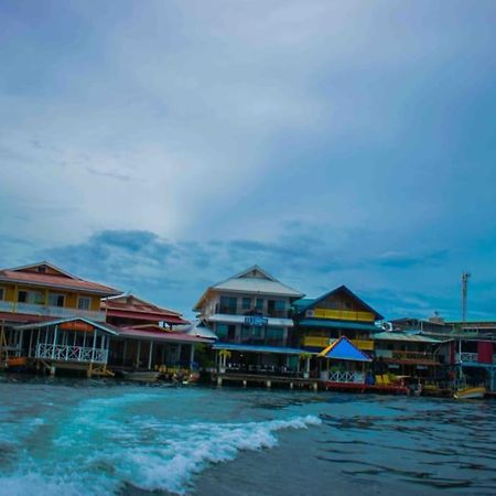 Caribbean Villages Aparments ボカス・タウン エクステリア 写真